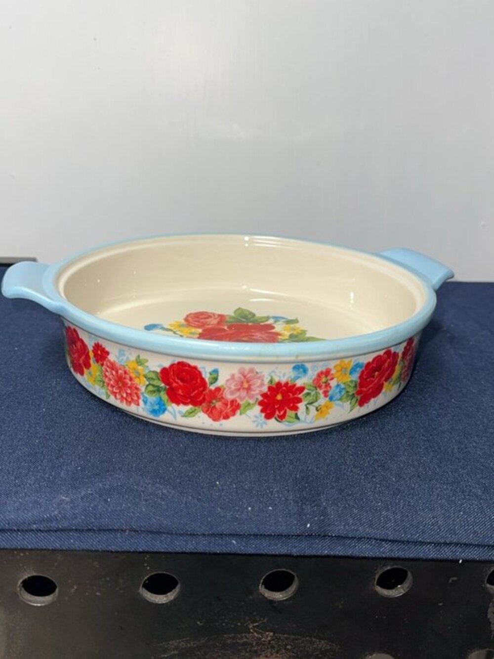 The Pioneer Woman | 9" Pie Baking Dish Blue Handles Floral Rose